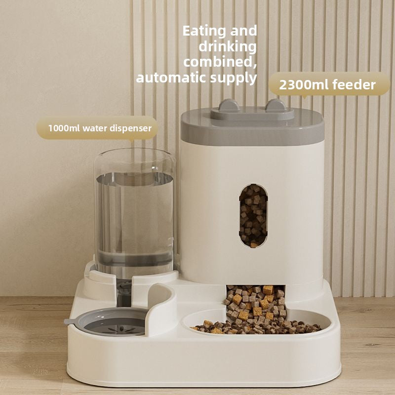 Cat feeder