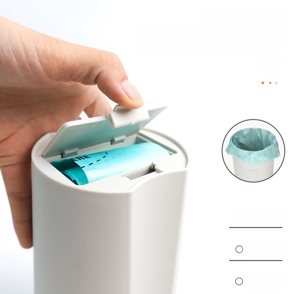 All-in-one cat litter scoop